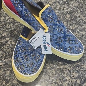 PRO KEDS Rare Slip On Sneakers Mens 11.5 Metro Ghost Maze Arcade